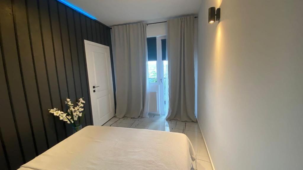 Q Luxury Apartment - Palas Center Iasi Exterior foto