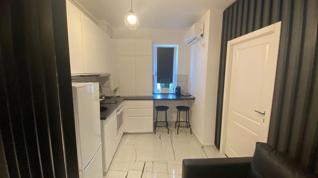 Q Luxury Apartment - Palas Center Iasi Exterior foto